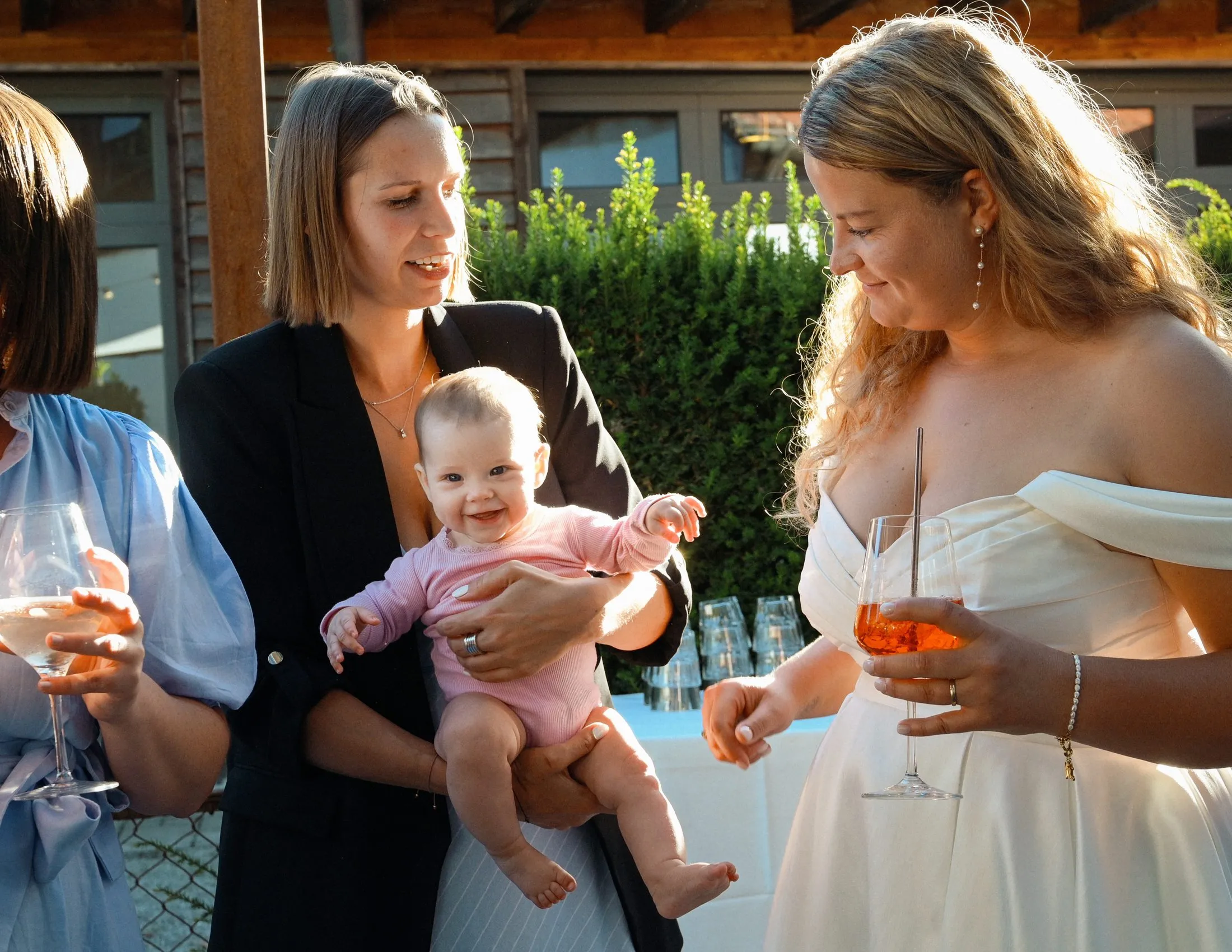 Begegnungen bei Lisa und Martins Hochzeitsfeier.